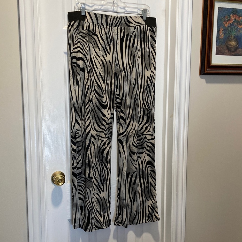NWOT - ALIN Off White Black Blue Gray Zebra Pattern Pull-On Pant - Sz XL/XXL